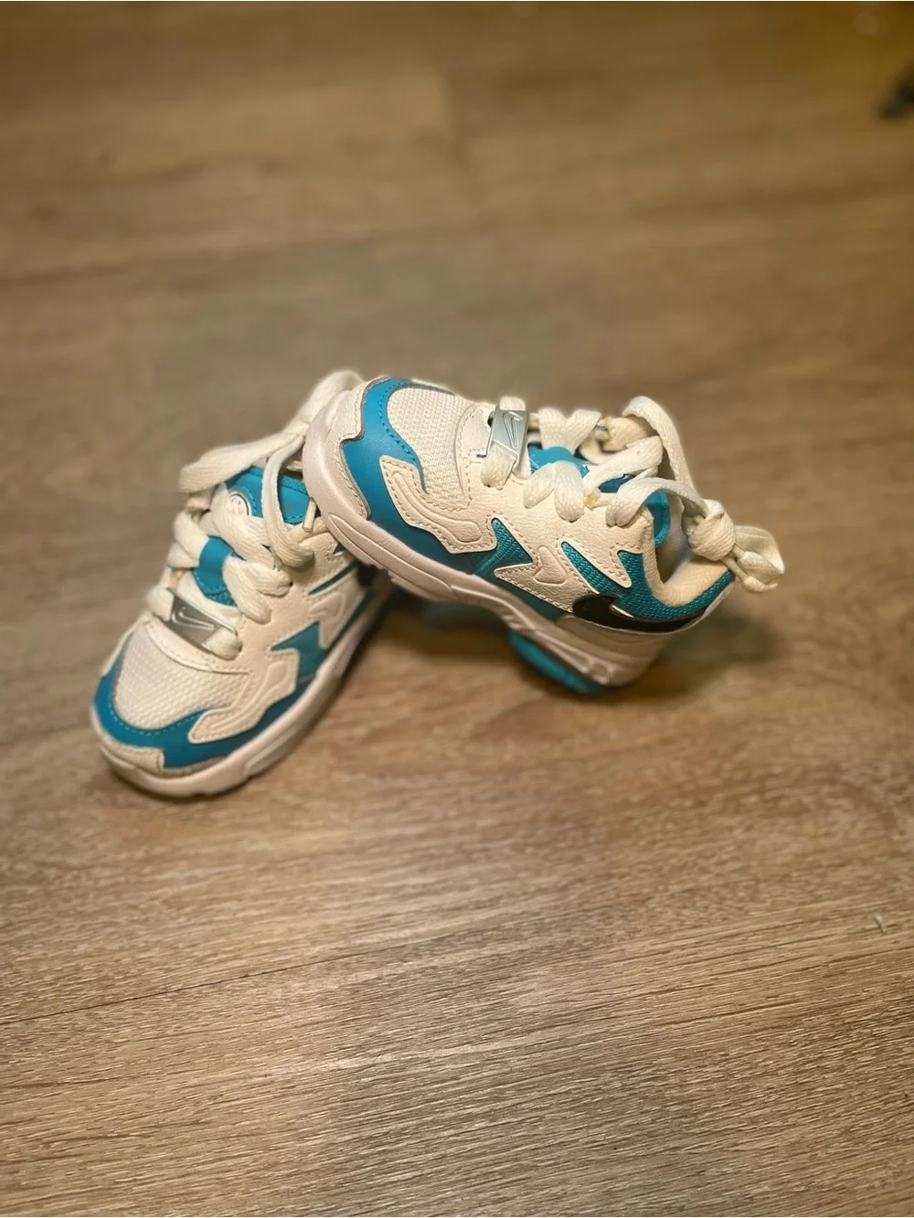 Nike Air Max2 Light Kids Sneakers